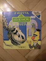 Alexander, Liza Z wizytą w muzeum